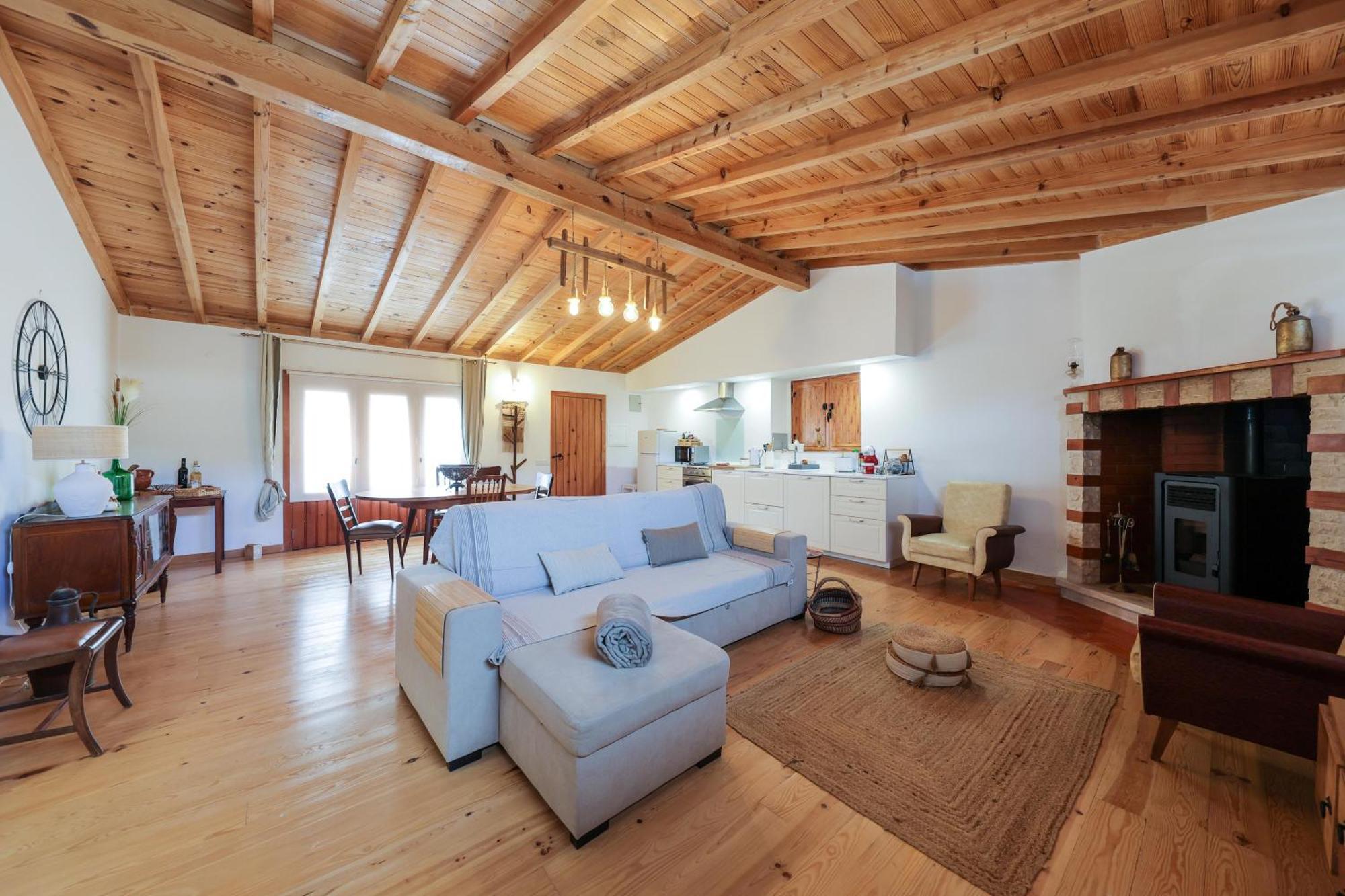 Renovated Wine Press House - With Pool Villa Porto de Mós Oda fotoğraf